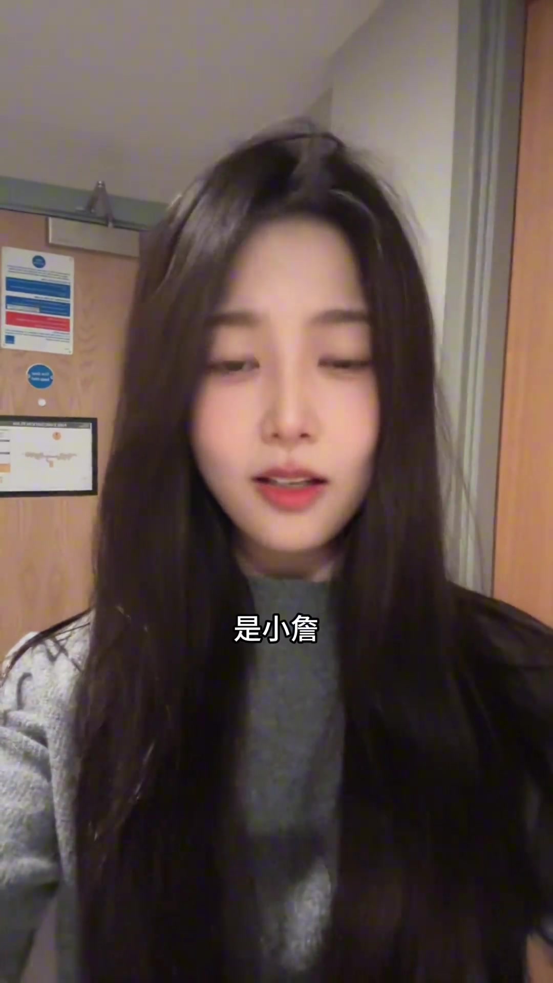 宣宣曼联谈了一个月的不是老詹姆斯是100w小詹姆斯啊