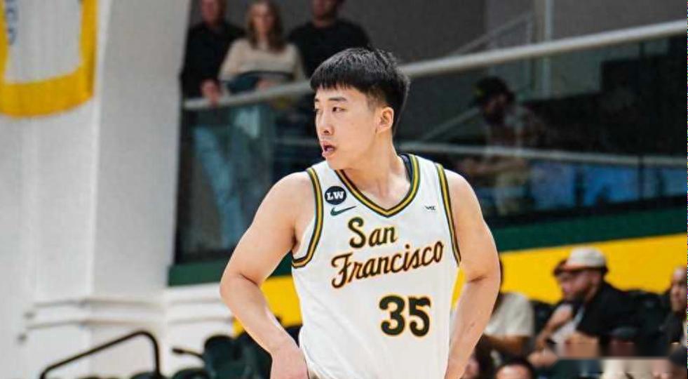 旧金山大胜，王俊杰因进攻犹豫致地位下滑，赵维伦终于证明价值！