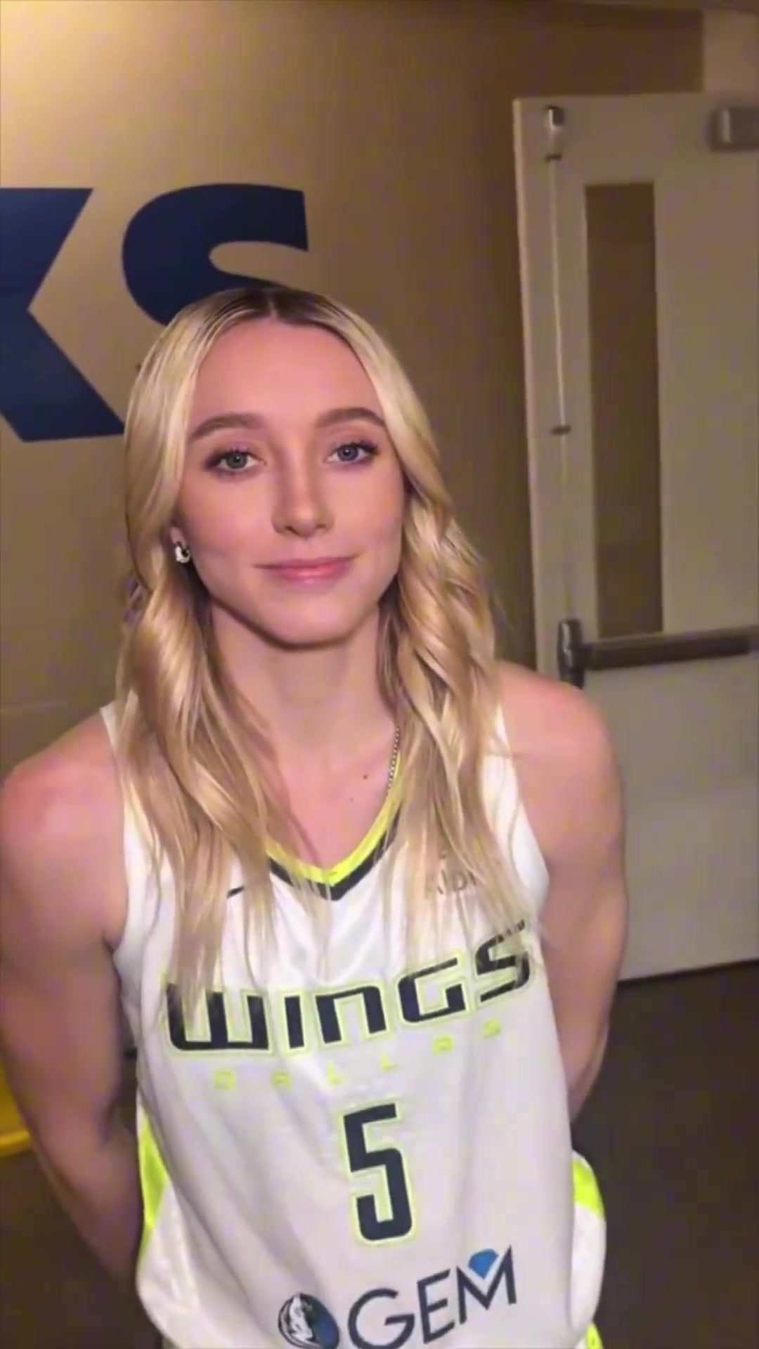 李月汝状元新队友颜值太符合吧友审美了小宝佩奇组合实在可爱