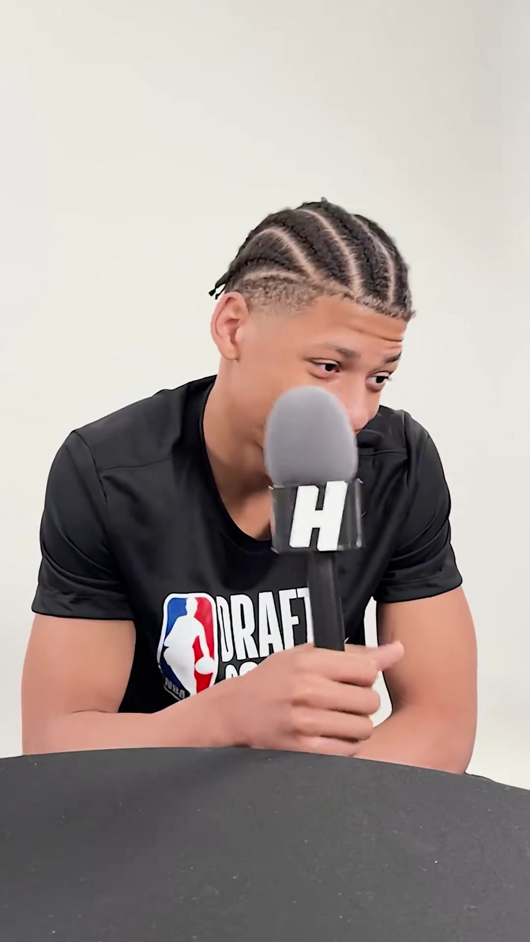 东契奇SGA华子三人对比现在球迷这么不待见东子