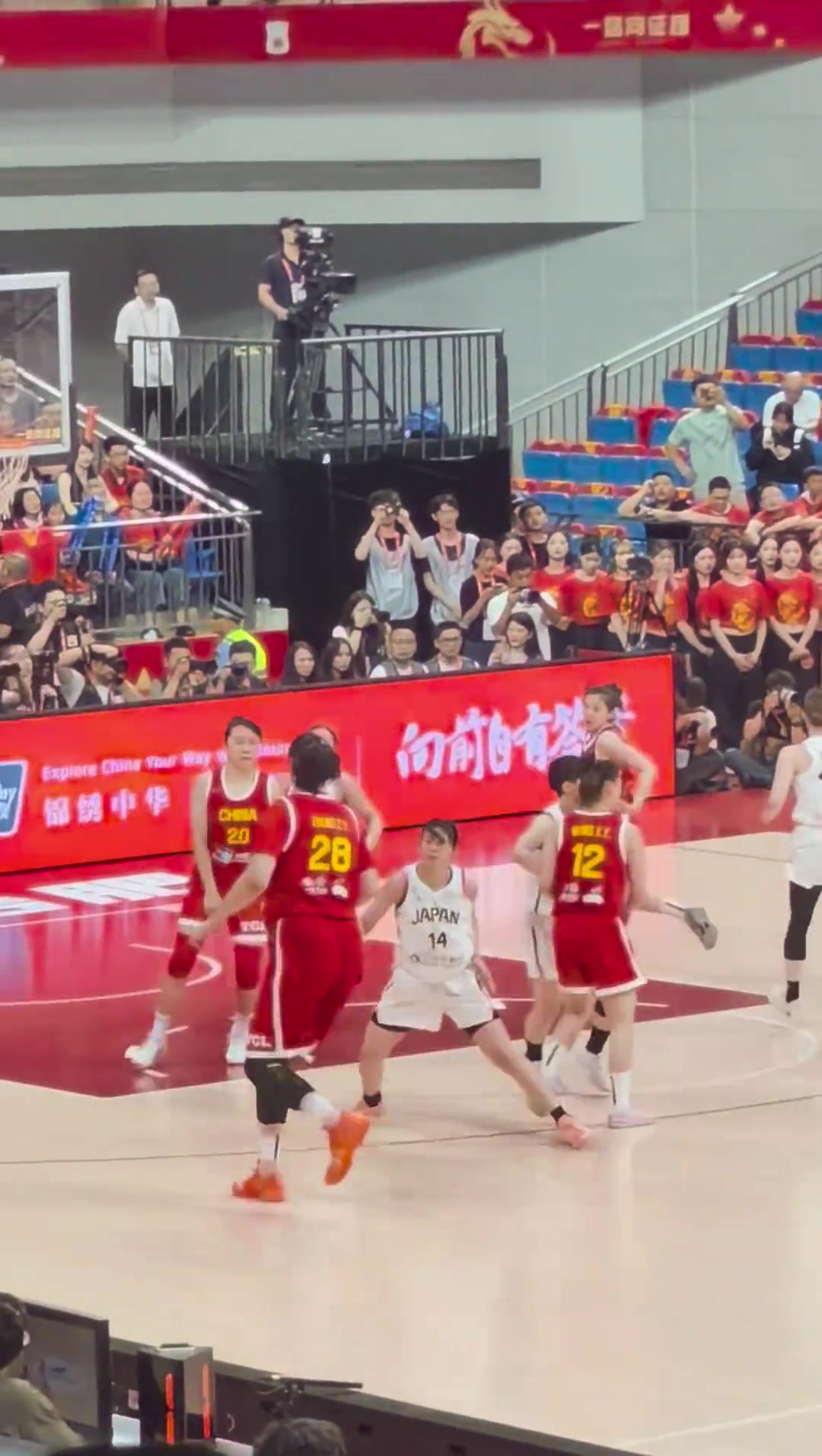 隔着屏幕都能感觉防守张子宇的日本球员有多绝望