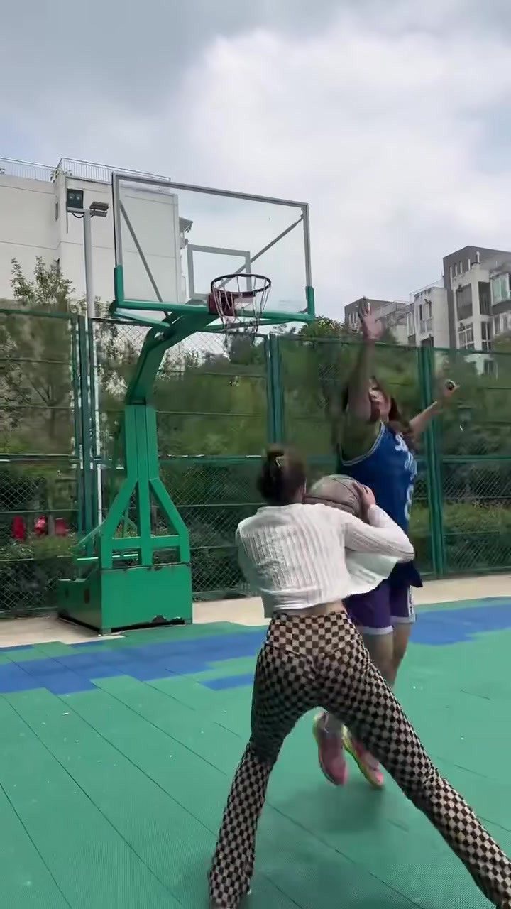 认真的问妹子这招走步了吗