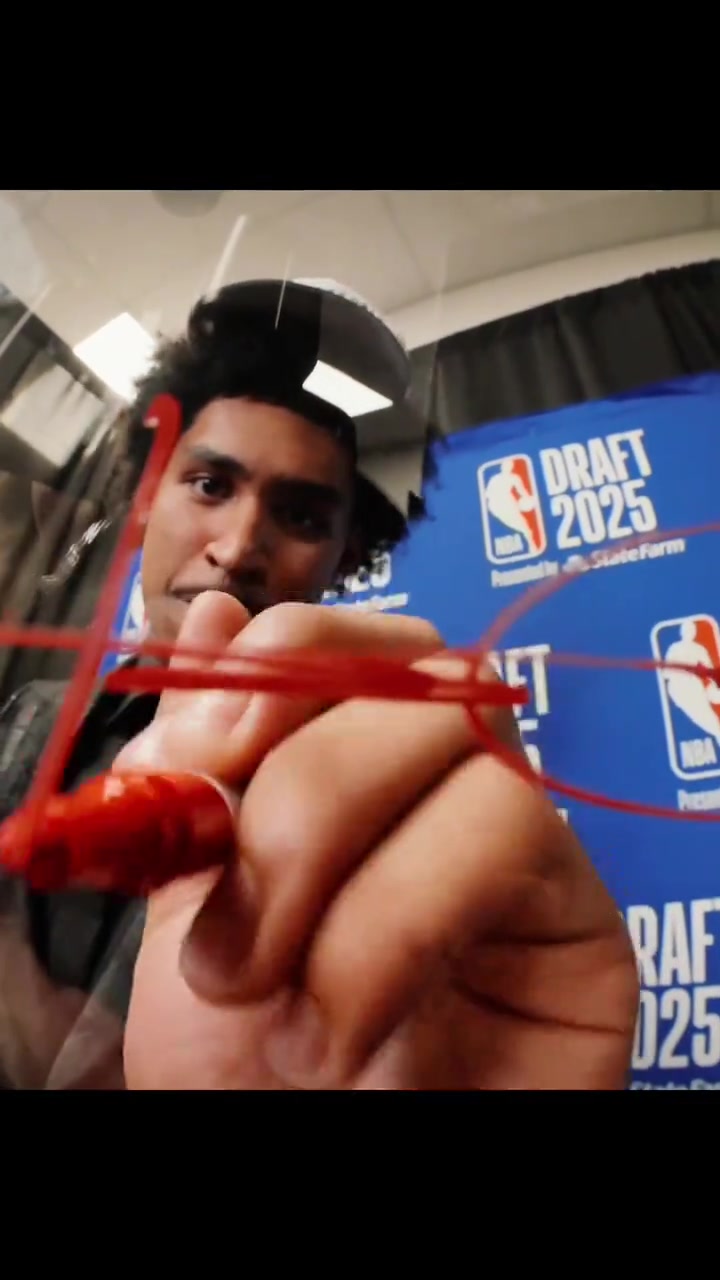 新赛季首发阵容哈珀卡布文班卡斯尔福克斯多炸裂