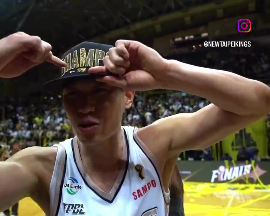 加冕FMVP林书豪总决赛场均22分5板6助2断抢七夺冠