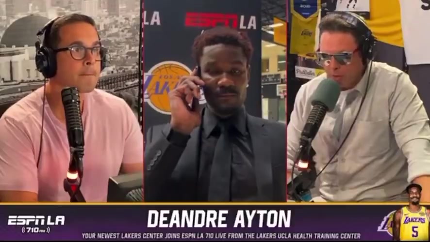 艾顿卢卡已经给我发短信了但老詹还没声