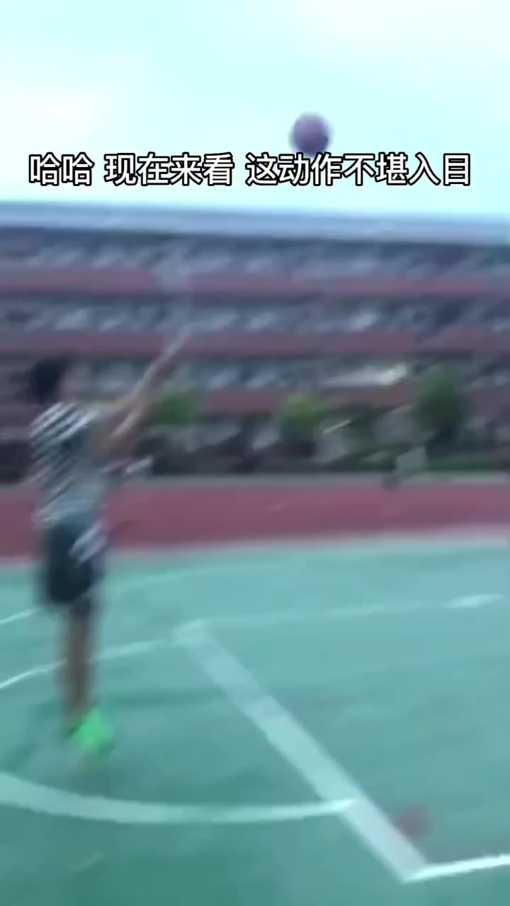 励志17年才开始模仿哈登动作的货车小哥 实现暴扣上央视