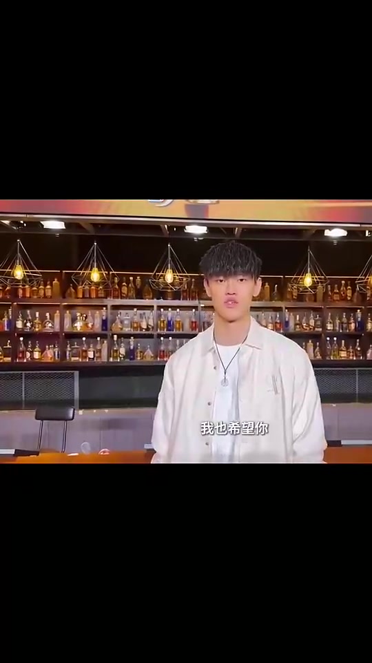 加盟篮网咯曾凡博此前祝福杨瀚森恭喜你完成梦想为你开心