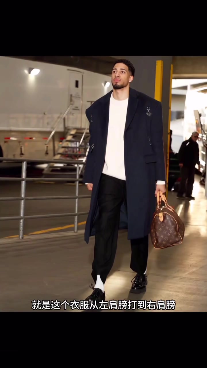 女博主锐评NBA球星们的穿搭这届网友的图片依旧顶级