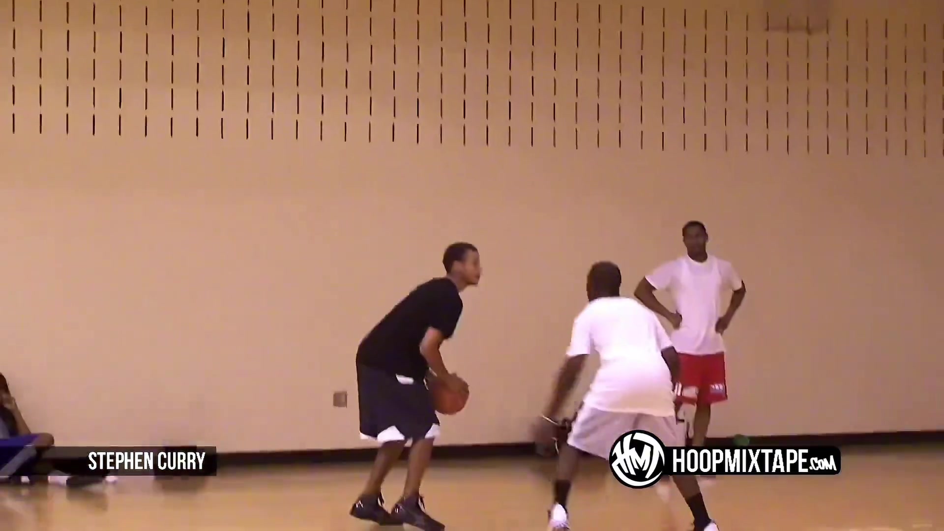 时间过得好快这两代门面控卫都老了