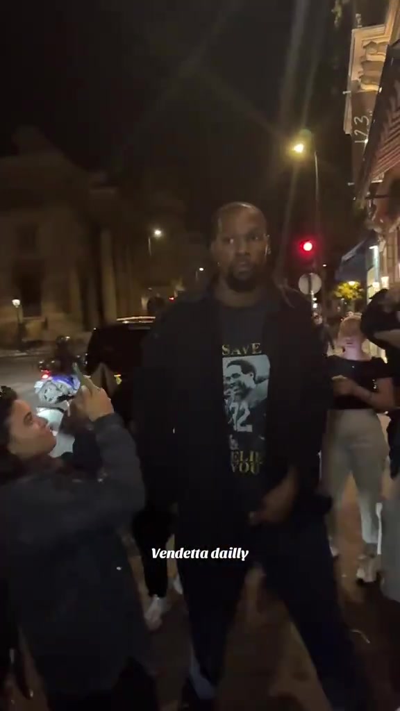 杜兰特现身巴黎这该死的气质拿捏的死死的