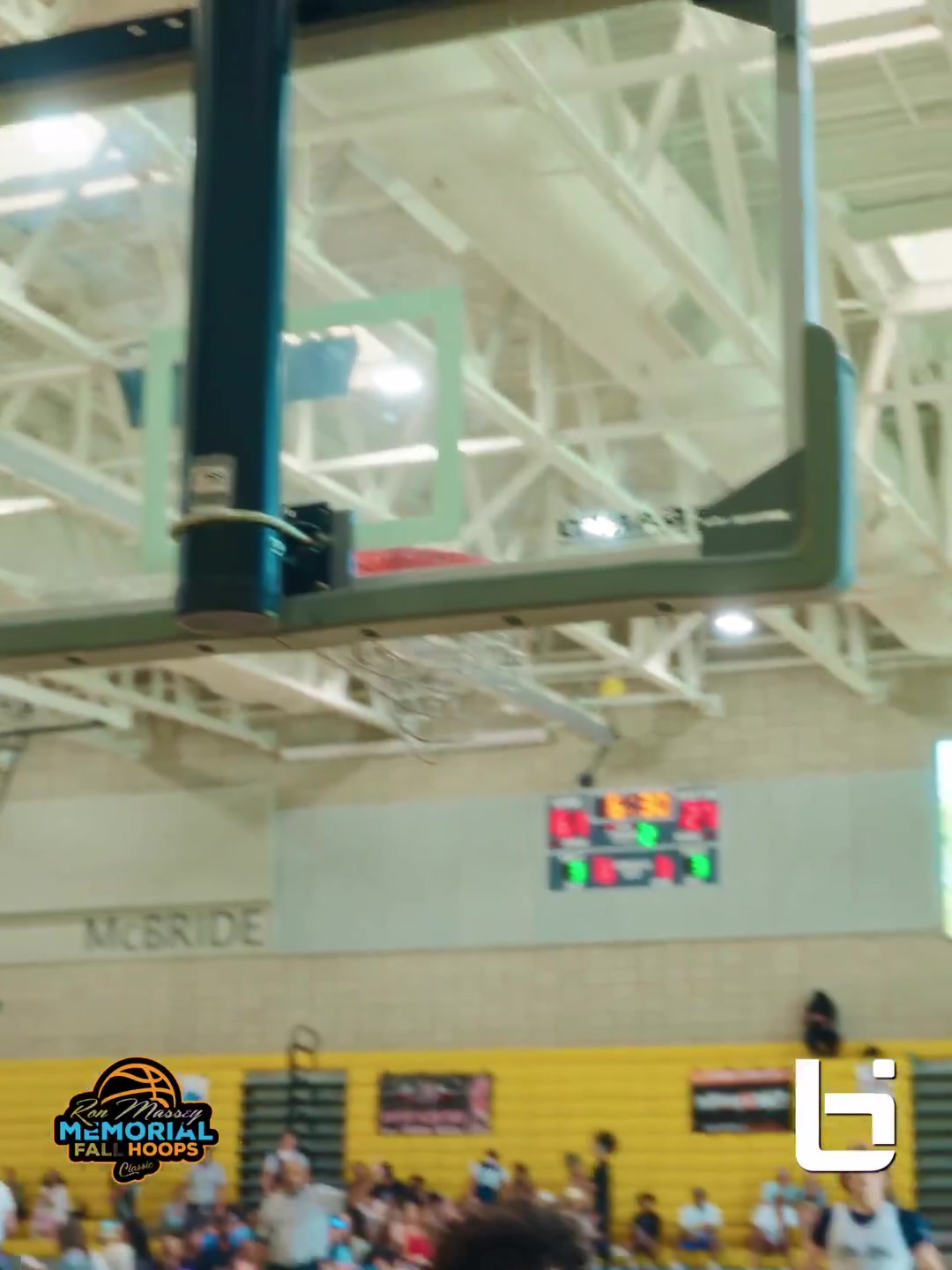 长相球风都随父亲啊船长保罗还没退役儿子已经崭露头角了