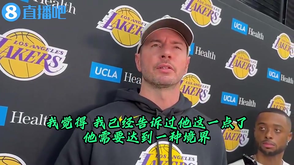 雷迪克曾谈从小活在镜头下让布朗尼害怕失败若能克服他能起飞