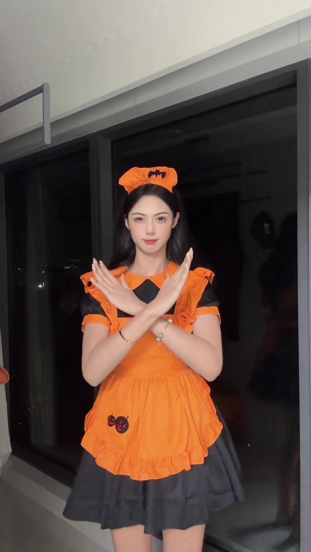 可耐卓识的万圣节装扮万圣节偶遇一只小南瓜