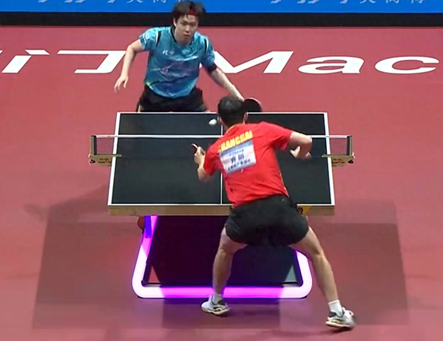 积极抢攻占据绝对优势！王楚钦横扫许昕！助力北京3-1上海夺冠！