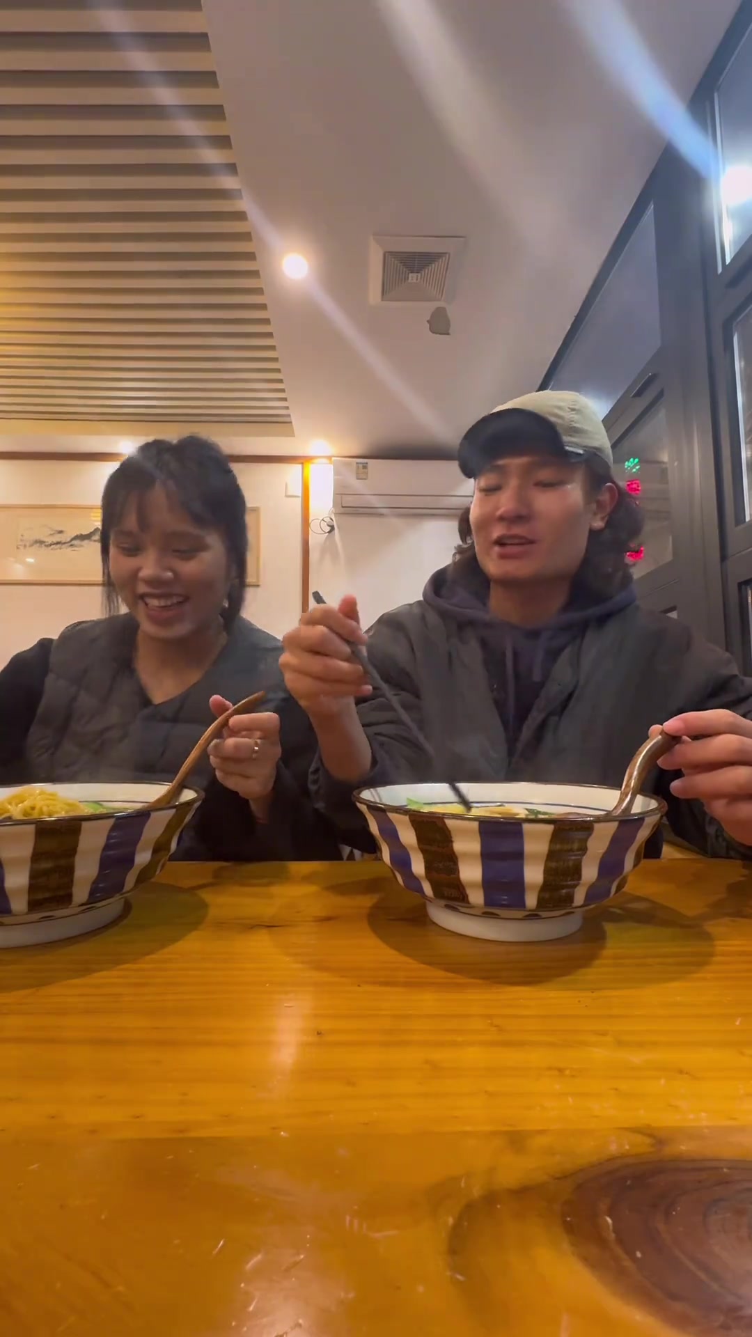 甜蜜的恋爱时光廖锦涛女友社媒记录这小半年的一些碎片日常