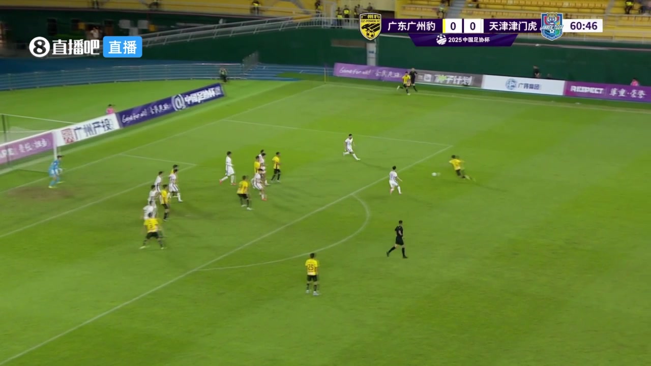 角球造混乱马俊亮混战破门广州豹1-0领先津门虎