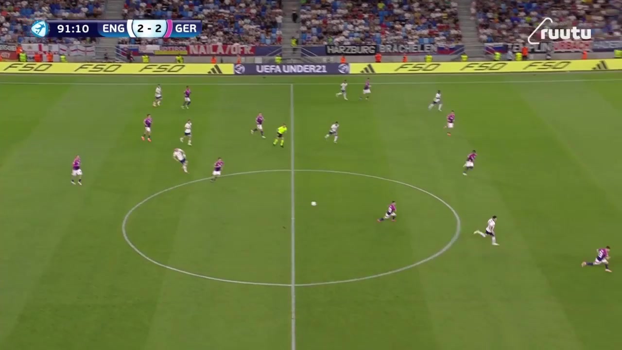 英格兰加时赛破门泰勒-莫顿传中助攻洛维头球破门