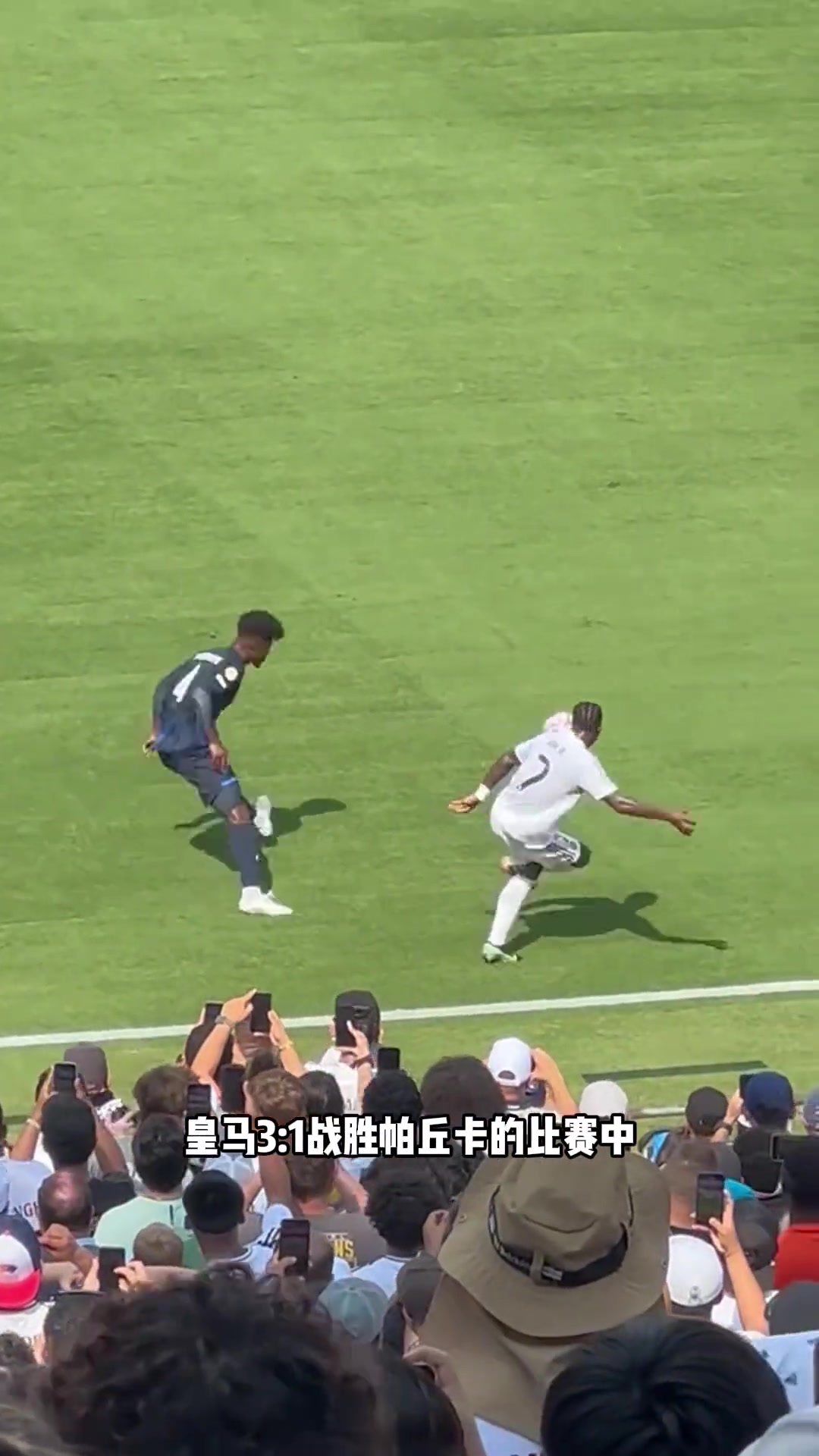 不在计划内马卡罗德里戈在皇马陷入困境本场他甚至都没热身