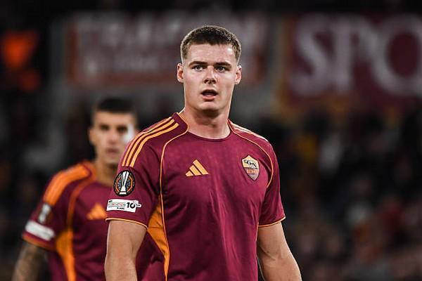 有前锋了，意媒：埃文-弗格森已参加罗马合练，周末可能复出