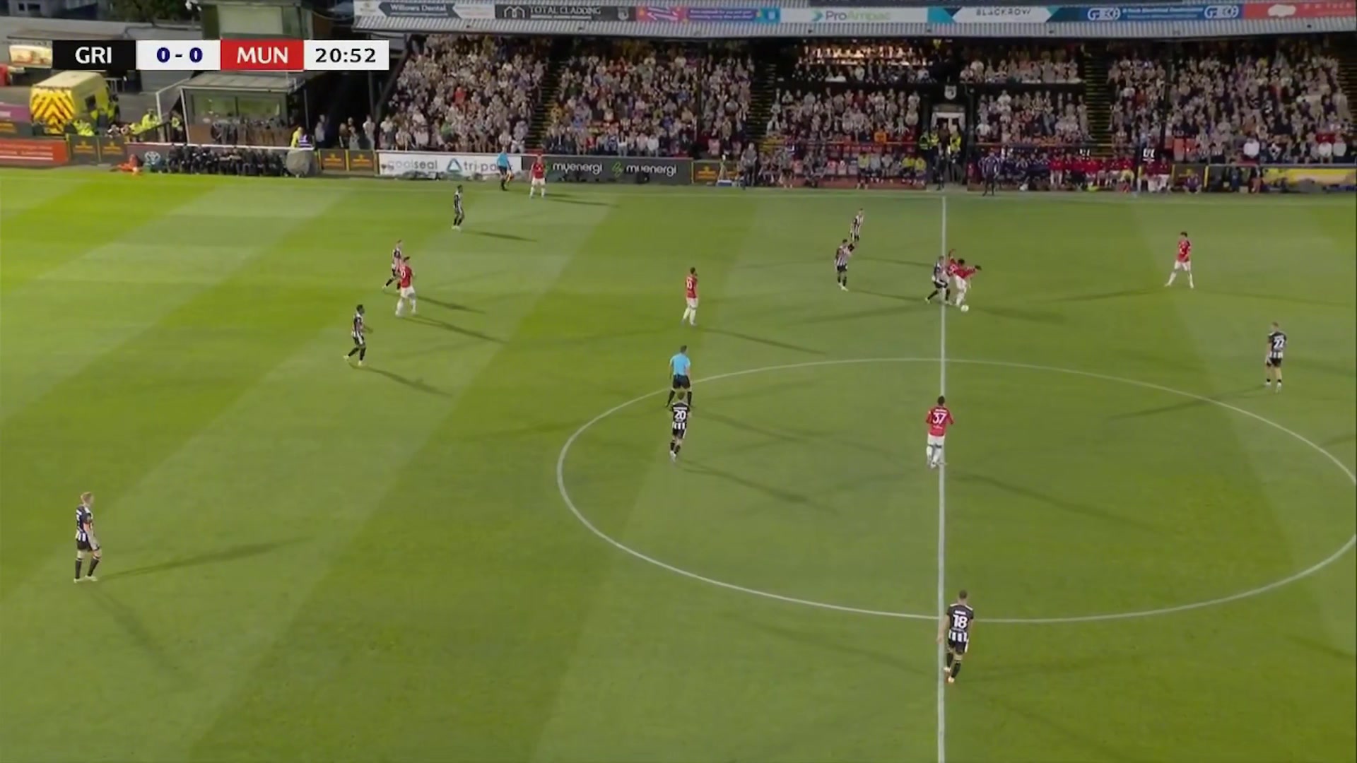 曼联0-1落后英乙球队阿玛德停球失误被断球格林斯比反击破门