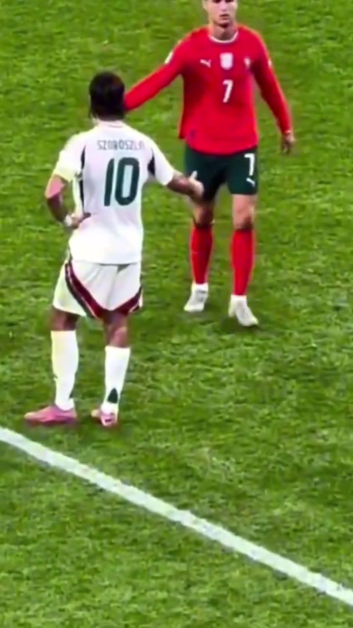 索博家人们谁懂啊偶像主动过来和我握手